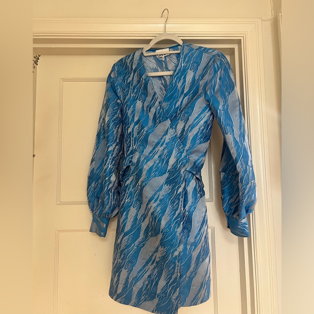 GANNI
Jacquard Mini-Dress- size 38